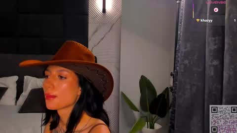 Snapshot of michelle_murray chatting on 2, 12, 2025 ichelle online show from 2, 12, 2025