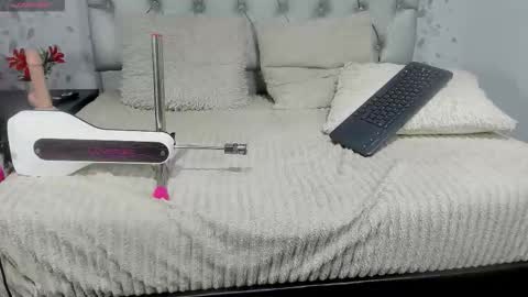Snapshot of michelle_perla chatting on 16, 9, 2025 michelle perla online show from 16, 9, 2025