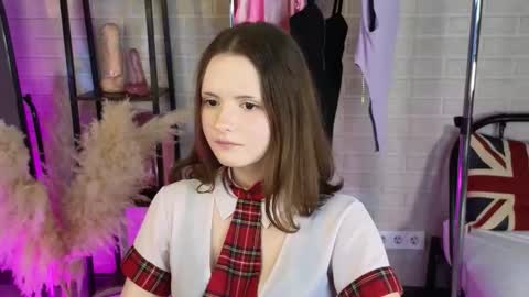 Snapshot of michellebaille chatting on 18, 10, 2025 Michelle online show from 18, 10, 2025