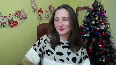 Snapshot of michellee11 chatting on 17, 12, 2024 Michel online show from 17, 12, 2024