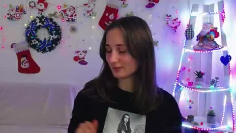 Snapshot of michellee11 chatting on 21, 12, 2024 Michel online show from 21, 12, 2024