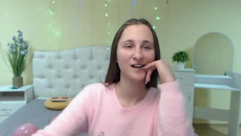 Snapshot of michellee11 chatting on 16, 1, 2025 Michel online show from 16, 1, 2025