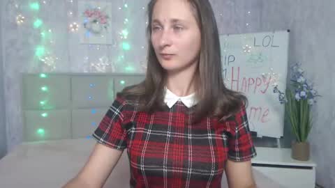 Snapshot of michellee11 chatting on 9, 9, 2025 Michel online show from 9, 9, 2025