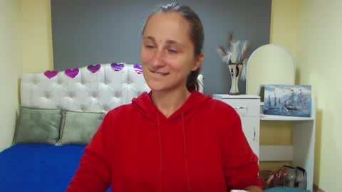 Snapshot of michellee11 chatting on 19, 9, 2025 Michel online show from 19, 9, 2025