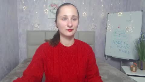 Snapshot of michellee11 chatting on 7, 11, 2025 Michel online show from 7, 11, 2025