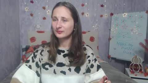 Snapshot of michellee11 chatting on 12, 11, 2025 Michel online show from 12, 11, 2025