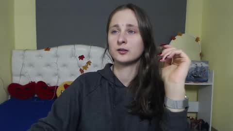 Snapshot of michellee11 chatting on 28, 11, 2025 Michel online show from 28, 11, 2025