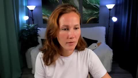 Snapshot of michelleortis chatting on 17, 9, 2025 MichelleOrtis online show from 17, 9, 2025