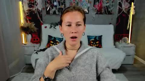 MichelleOrtis online show from 29, 10, 2025