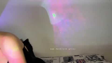 Snapshot of michellepetitte chatting on 9, 10, 2025 michellepetitte online show from 9, 10, 2025