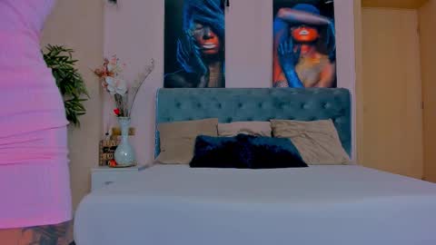 michellereys online show from 8, 9, 2025