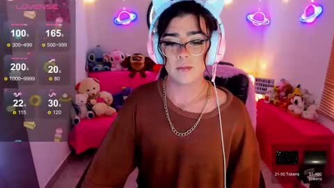 Snapshot of michellevanss22 chatting on 16, 10, 2025 online show from 16, 10, 2025