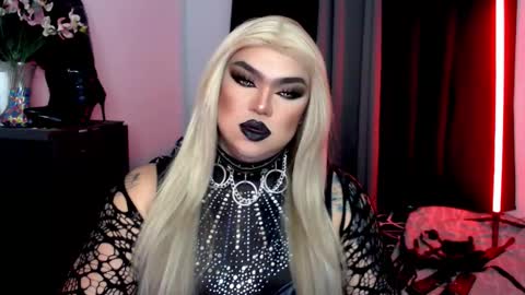 Snapshot of michellevixen921 chatting on 29, 10, 2025 Michelle online show from 29, 10, 2025