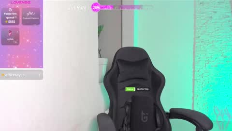 Michellee online show from 26, 2, 2025