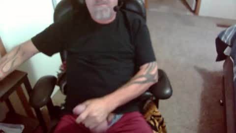 Snapshot of michigan_daddy chatting on 25, 11, 2025 TattedInDetroit online show from 25, 11, 2025