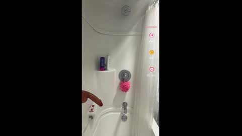 Mickey online show from 23, 2, 2025