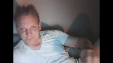 Snapshot of mickkxl chatting on 6, 3, 2026 mickkxl online show from 6, 3, 2026