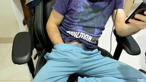 Snapshot of microfama00 chatting on 12, 2, 2026 microfama00 online show from 12, 2, 2026