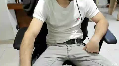 Snapshot of microfama00 chatting on 11, 3, 2026 microfama00 online show from 11, 3, 2026