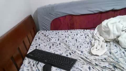 Snapshot of midnightasiko chatting on 7, 5, 2026 midnightasiko online show from 7, 5, 2026