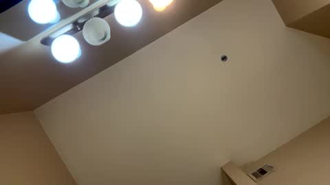 Snapshot of midnightcouple00 chatting on 12, 11, 2025 SexyLatinaCouple online show from 12, 11, 2025