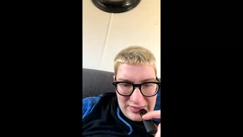 midnightmochi2 online show from 7, 4, 2026