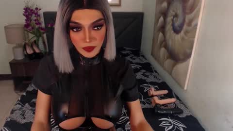 Snapshot of midnightscentxx chatting on 28, 12, 2024 KATE online show from 28, 12, 2024