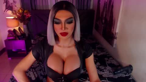 Snapshot of midnightscentxx chatting on 18, 1, 2025 KATE online show from 18, 1, 2025