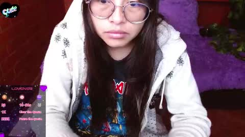 Snapshot of midoriquinn chatting on 13, 11, 2025 Midori 7u7 online show from 13, 11, 2025