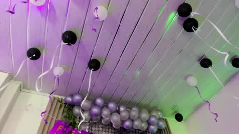 Snapshot of midory_ chatting on 13, 11, 2025 midory_ online show from 13, 11, 2025