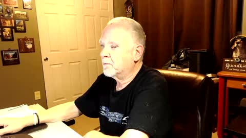Snapshot of midwestdad09 chatting on 9, 11, 2025 midwestdad09 online show from 9, 11, 2025