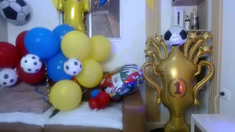 Snapshot of miel_alisha chatting on 15, 6, 2026 miel online show from 15, 6, 2026