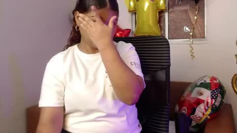 Snapshot of miel_alisha chatting on 18, 6, 2026 miel online show from 18, 6, 2026