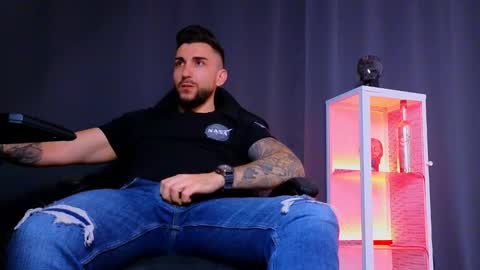 MightyAaron online show from 9, 2, 2025