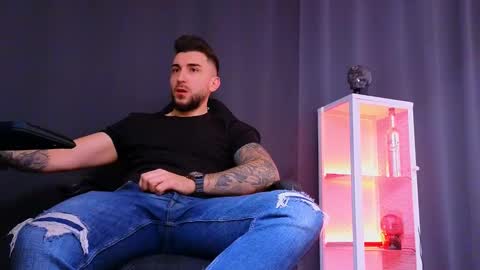 MightyAaron online show from 12, 3, 2025