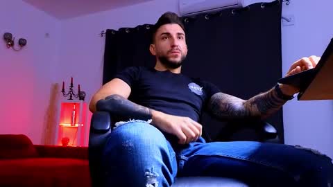 MightyAaron online show from 17, 9, 2025