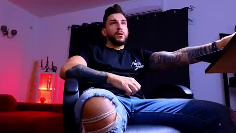 MightyAaron online show from 8, 10, 2025