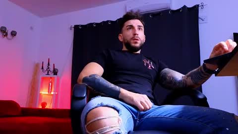 MightyAaron online show from 26, 11, 2025