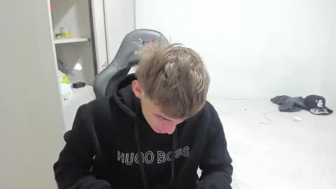 Miguel Hernandez online show from 15, 12, 2025