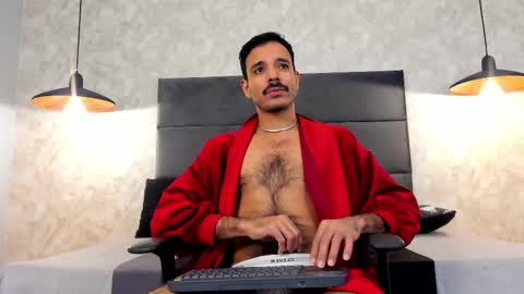 miguelsanfrancisco online show from 1, 11, 2025