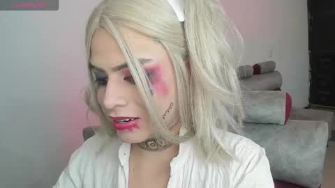 Snapshot of mihaadamss chatting on 4, 10, 2025 MihaAdamss online show from 4, 10, 2025