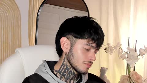 Snapshot of mihailleroy chatting on 13, 1, 2025 MIHAIL LEROY finally independent model online show from 13, 1, 2025