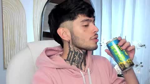 Snapshot of mihailleroy chatting on 5, 3, 2025 MIHAIL LEROY finally independent model online show from 5, 3, 2025