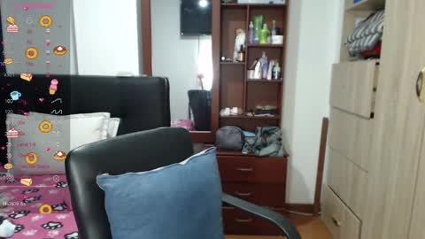  miia big1boobs online show from 21, 2, 2025