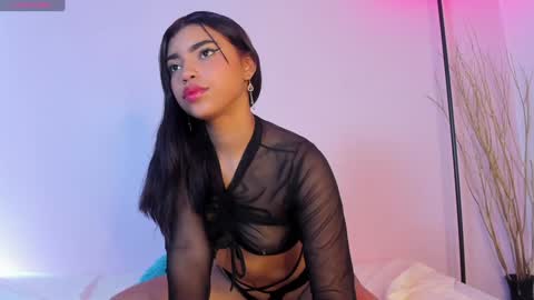 Snapshot of miia_brooklyn chatting on 4, 1, 2025 Miia Brooklyn online show from 4, 1, 2025