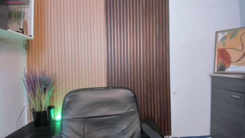 Snapshot of miia_taylors chatting on 23, 12, 2024 Miia 3 online show from 23, 12, 2024