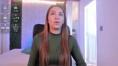 Snapshot of miia_taylors chatting on 15, 10, 2025 Miia 3 online show from 15, 10, 2025