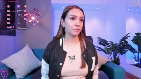 Snapshot of miia_taylors chatting on 25, 11, 2025 Miia 3 online show from 25, 11, 2025