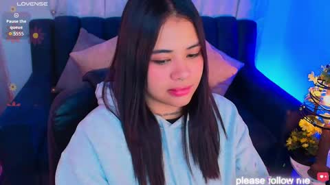 Snapshot of miiaa7_ chatting on 30, 9, 2025 Ma is my name I invite you to check out my wish list for my birthday online show from 30, 9, 2025