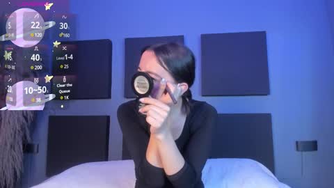 Snapshot of miiaa_doll chatting on 30, 12, 2024 MIIA online show from 30, 12, 2024